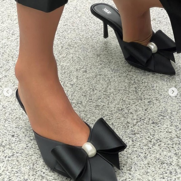 ZARA FAUX PEARL BOW HEELED MULES, size 40, BLACK - Picture 5 of 9